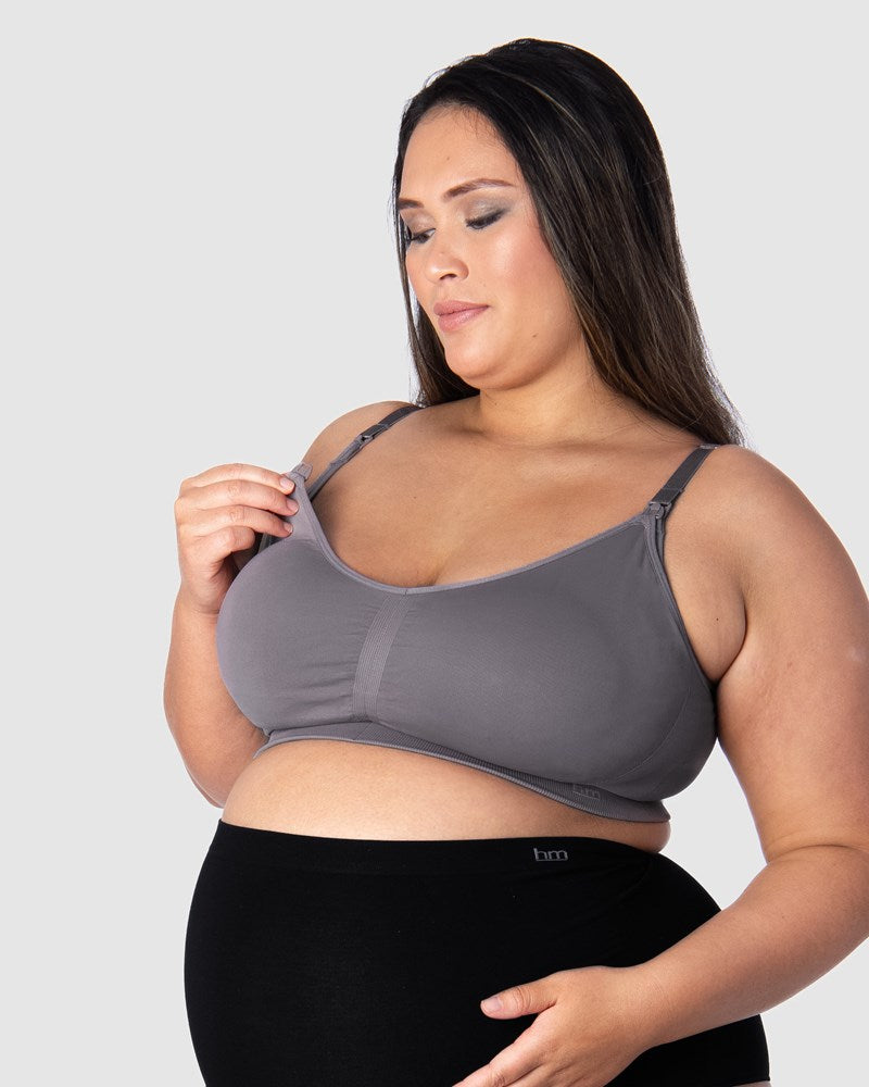 Tiare, Mother of 2, Showcases the Traditional Nursing Clip on My Necessity Wirefree Maternity and Nursing Bra. Revel in Full Cup Coverage and Unparalleled Uplift in the Striking New Color Slate – Redefine Your Comfort and Style Journey